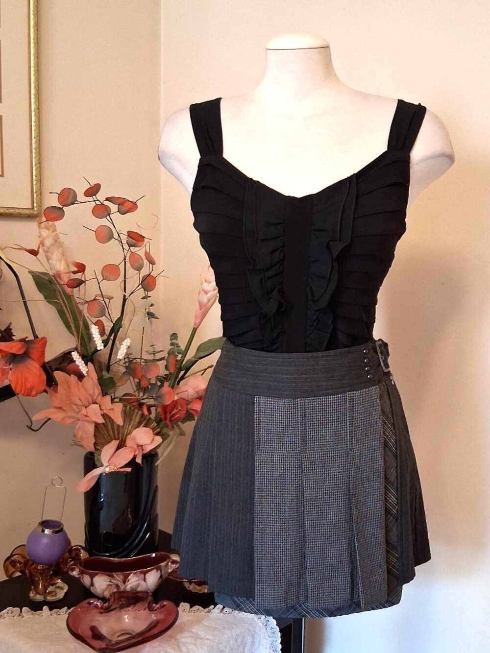 New Chic DEPT Holland Unique Pleated Pattern Mini Skirt High Quality Fashion L